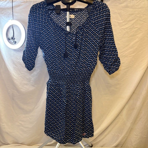 Hollister Dresses & Skirts - Hollister Blue Floral Peasant Stretch Waist Lined Dress M Short Mini Cottagecore